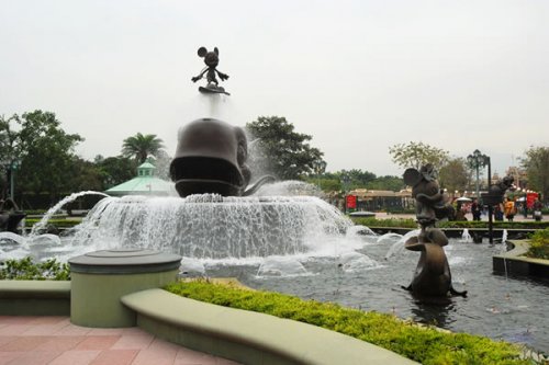 迪士尼雕塑水景喷泉